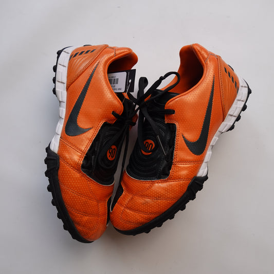 2009 Nike Total 90 Shoot 2 - Size 7