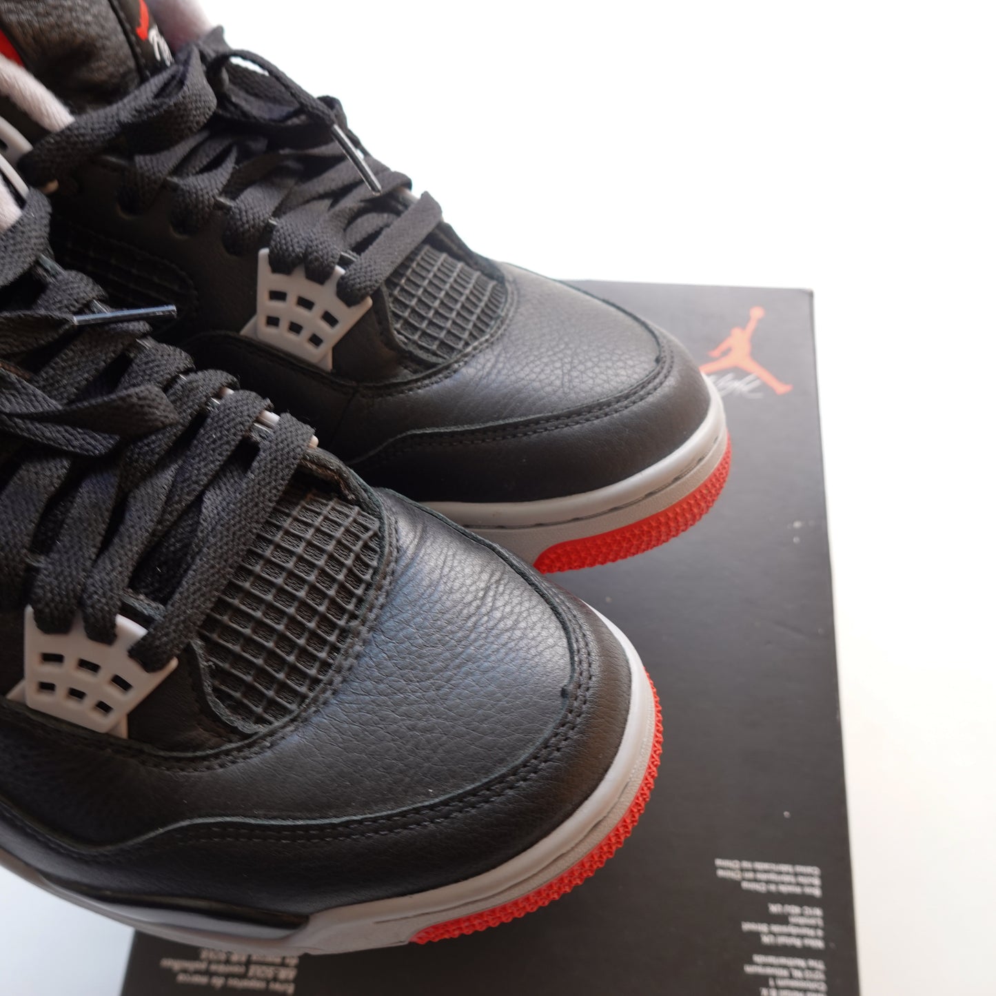 Jordan 4 Retro Bred Reimagined - Size 9