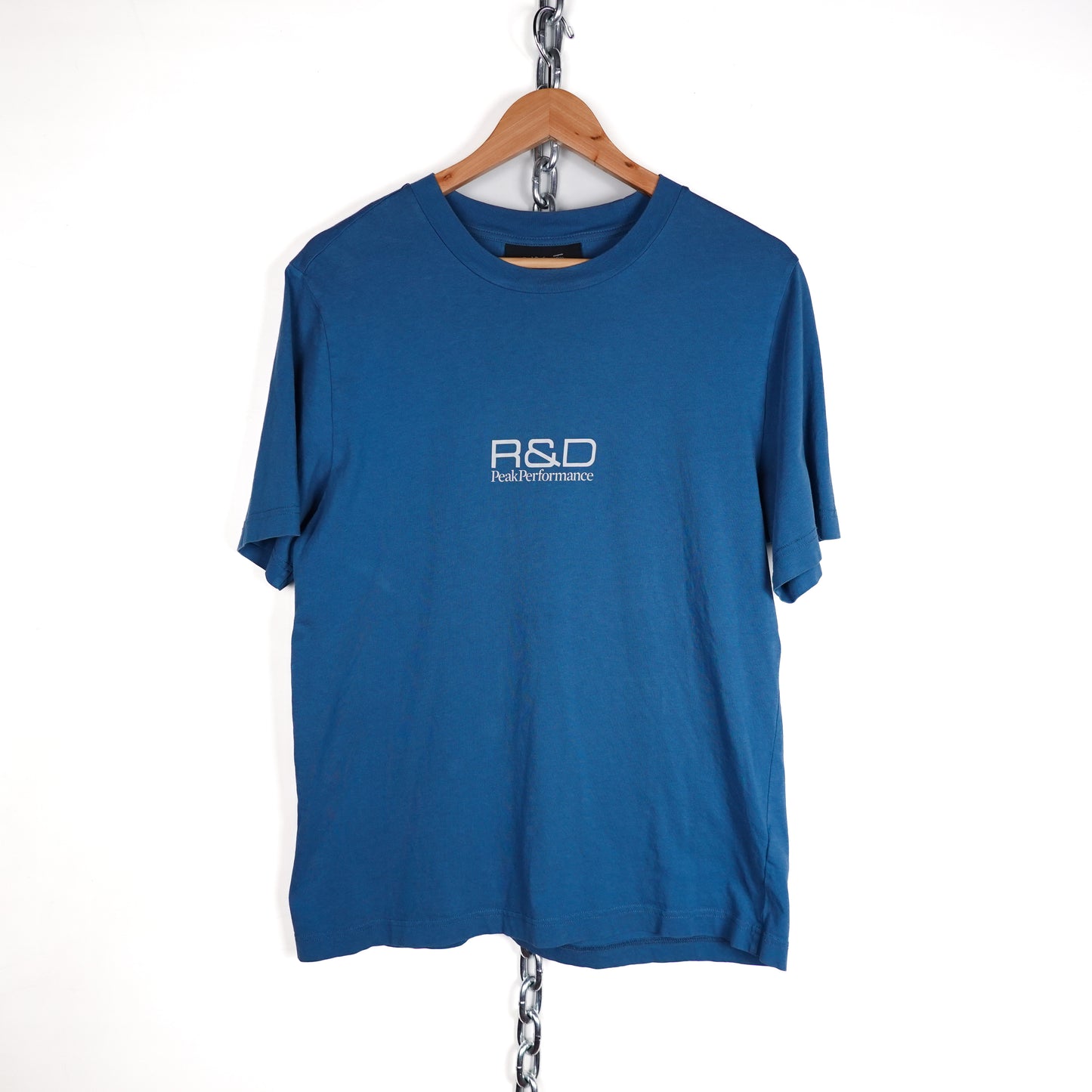 Peak Performance T-Shirt - Size M
