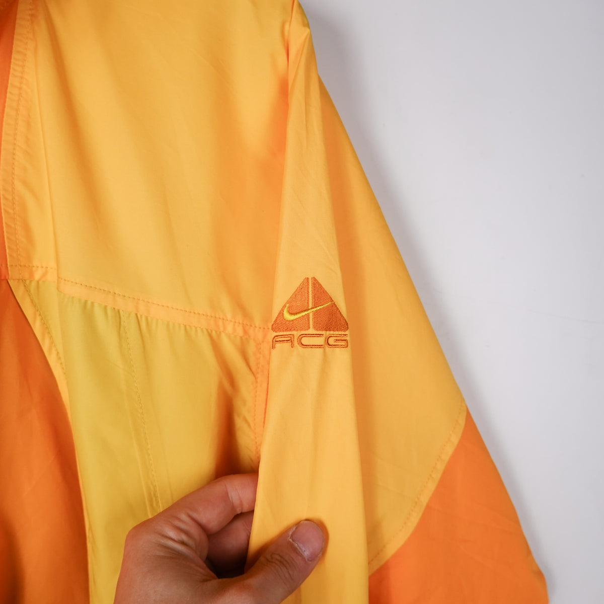 Vintage Nike ACG Yellow Windbreaker - Size M