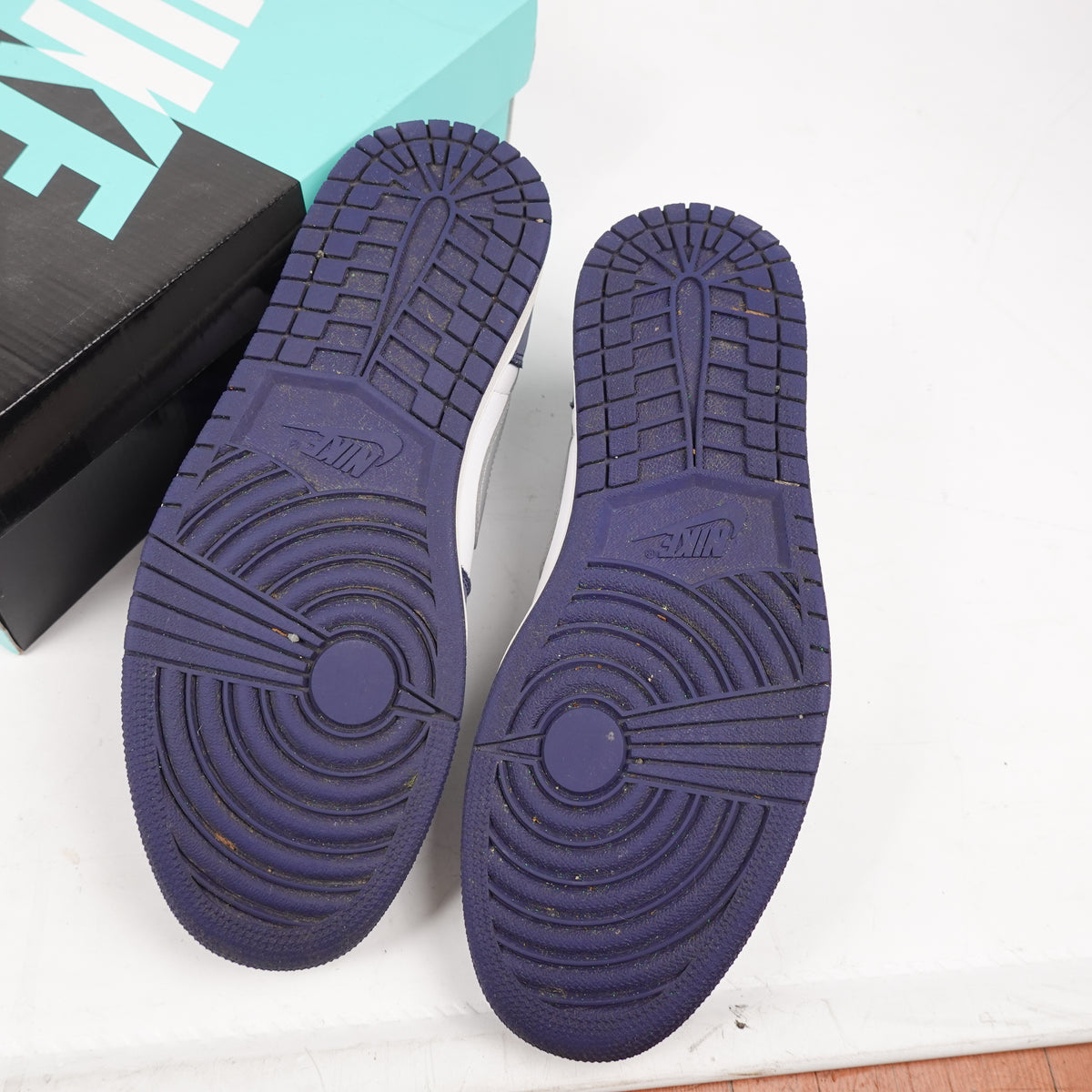Jordan 1 SB Low Midnight Navy - Size 11