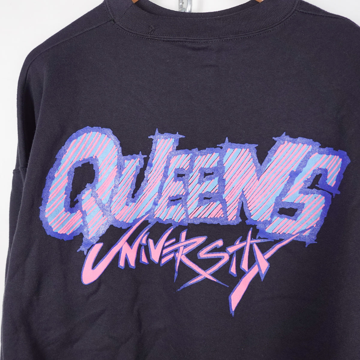 Vintage Queens University Crewneck - Size L