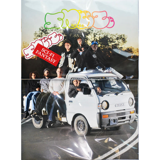 SNEEZE N°66 HOLIDAY 2025