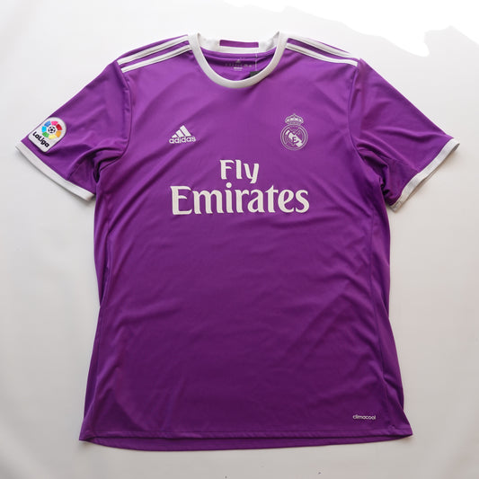 2016 Adidas Real Madrid Kit - Size XL