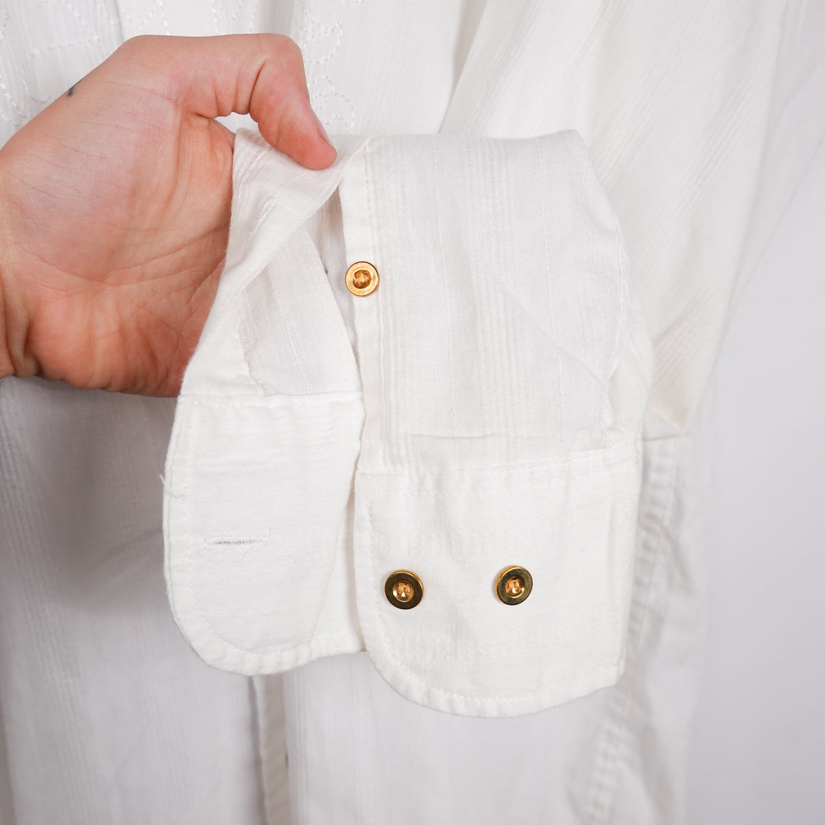 Avirex Embroidered Button up - Size XL