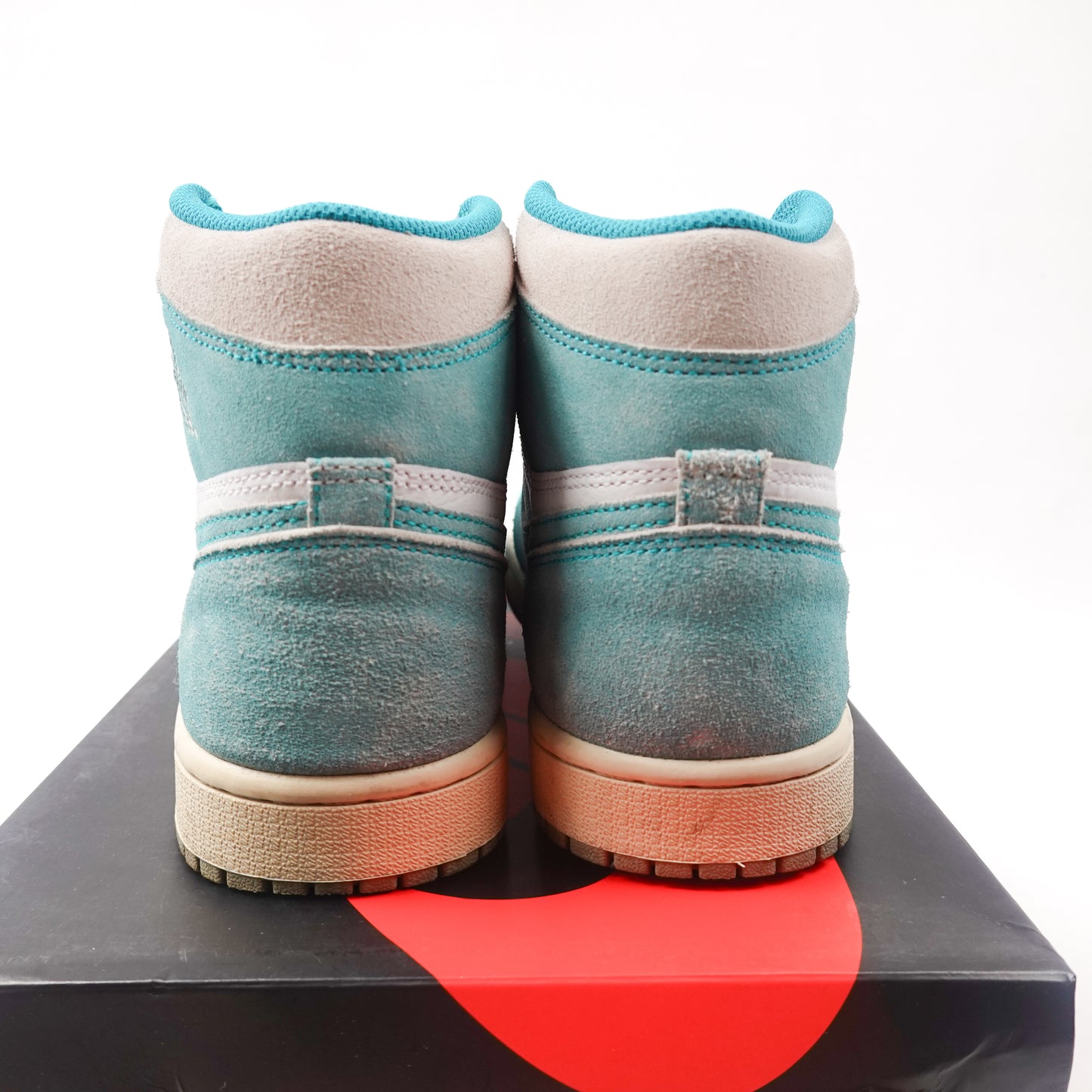 Jordan 1 Turbo Green - Size 7.5