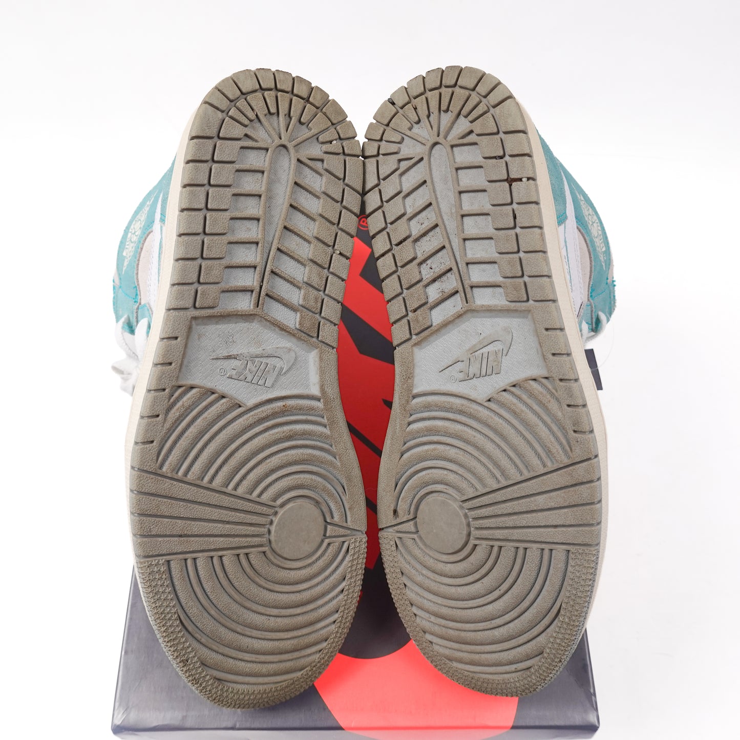 Jordan 1 Turbo Green - Size 7.5