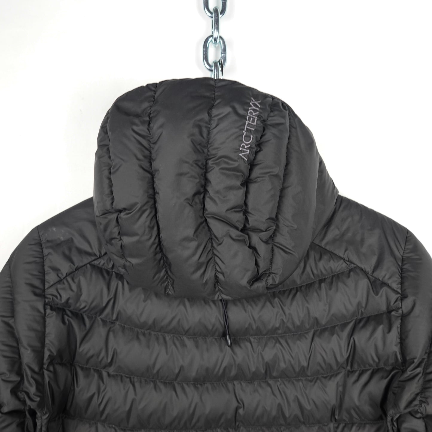 Arc’teryx Cerium Puffer – Women’s Size M Hood Detail Photo