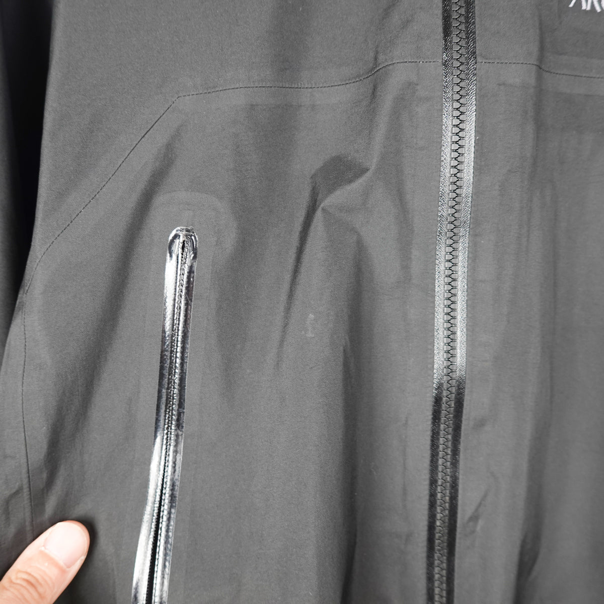 Arc’teryx Beta AR Gore-Tex Jacket - Size S