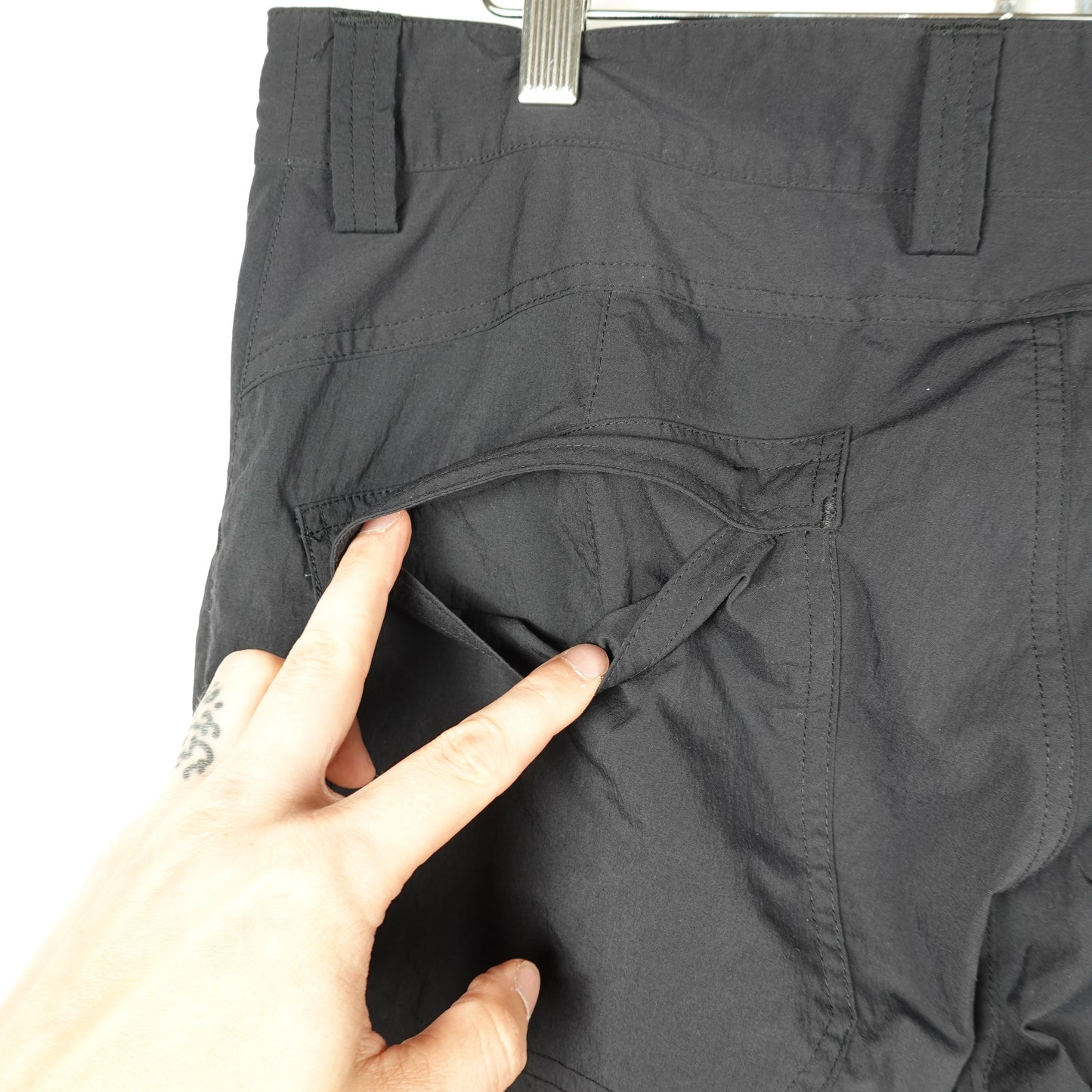 Vintage Arc'teryx Light Cargo Pants - Size 36