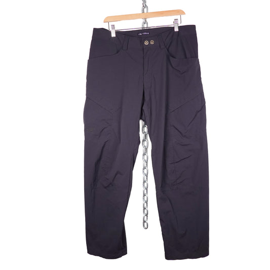 Vintage Arc'teryx Light Cargo Pants - Size 36