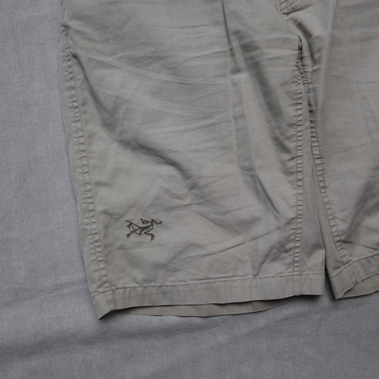Arc’Teryx Trim Fit Shorts - Size 32