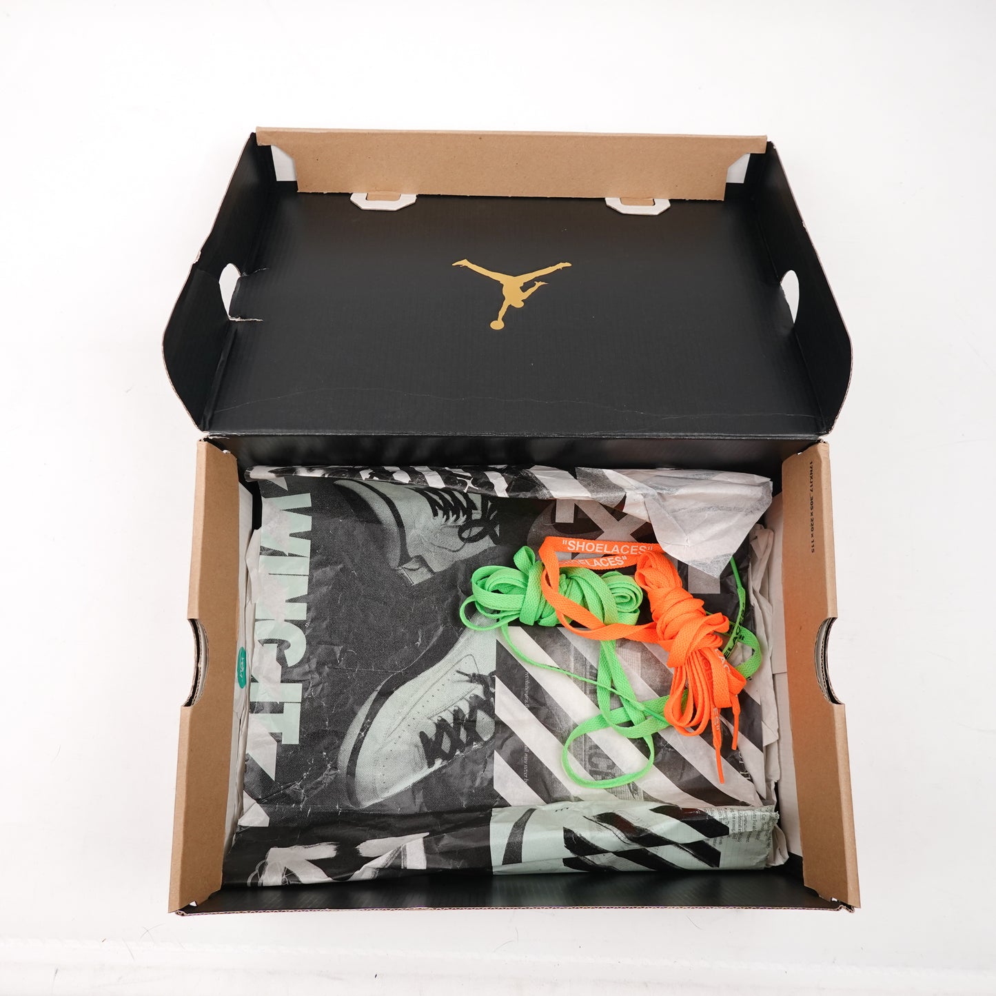 Off-White x Air Jordan 1 Retro High OG Chicago - Size 8
