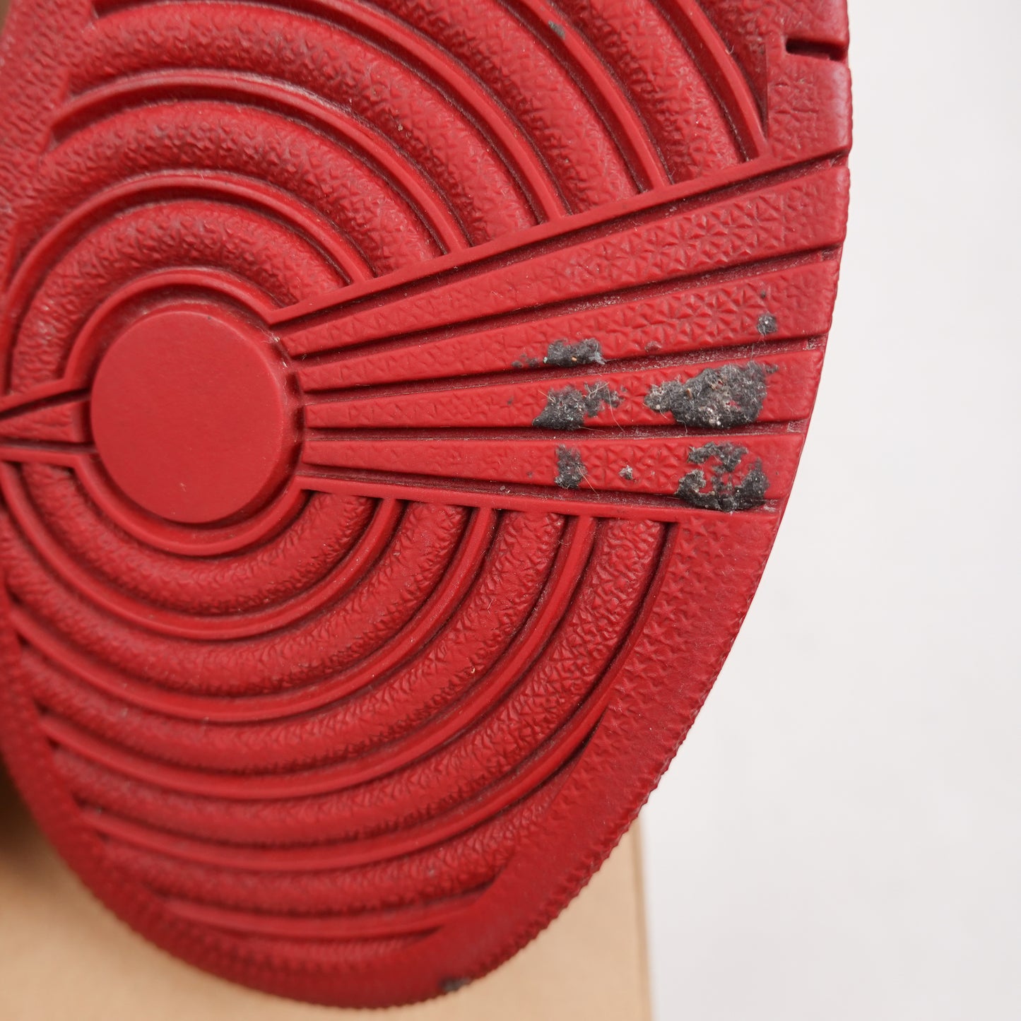 Off-White x Air Jordan 1 Retro High OG Chicago - Size 8