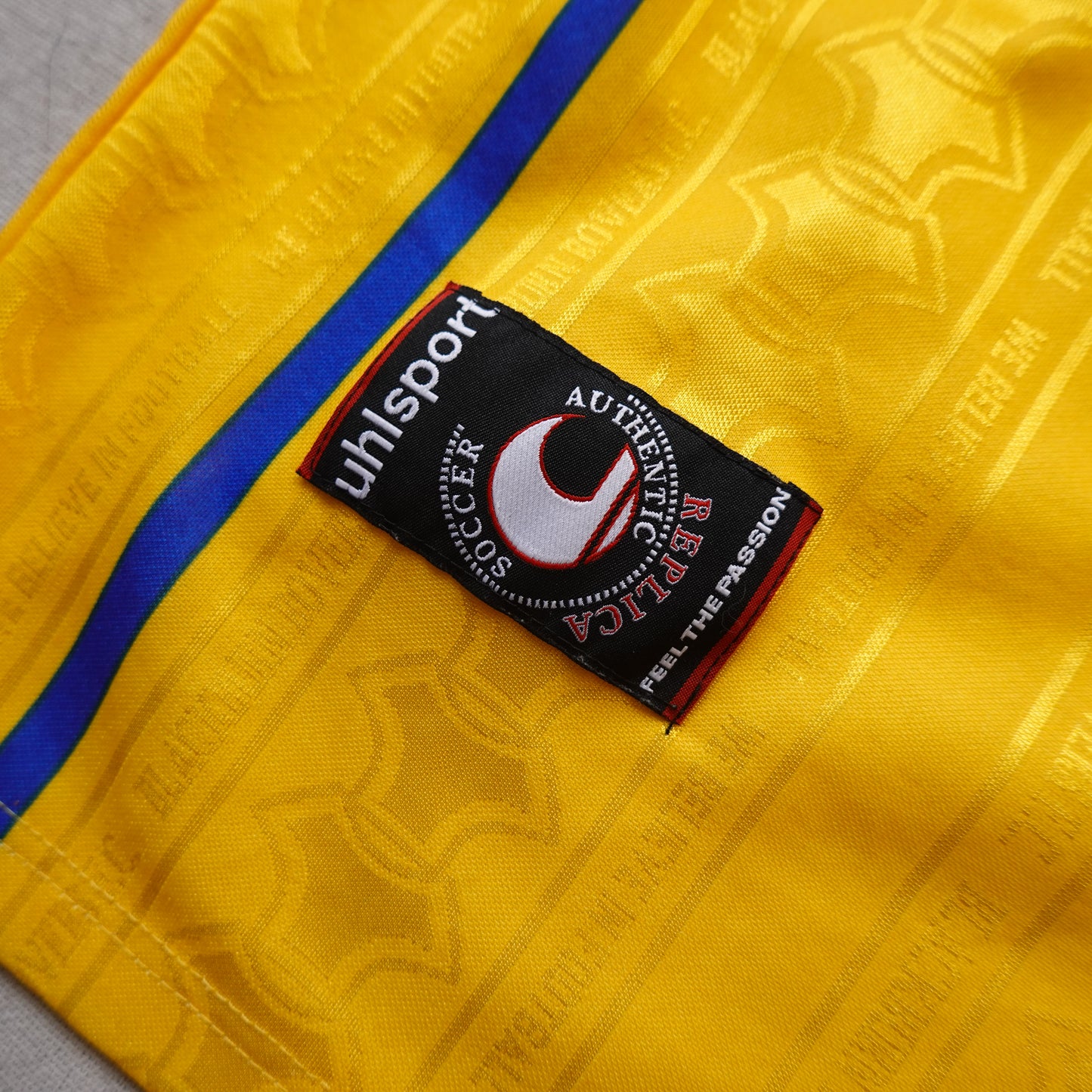 1998/99 Blackburn Rover Kit - Size L