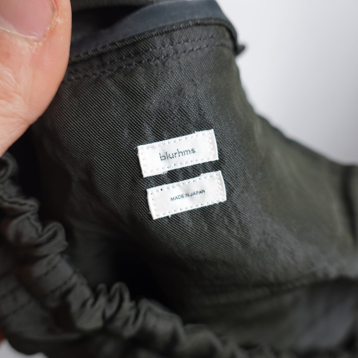 Bluhrms Nylon Silk Side Seamless 4P Pants - Size 3