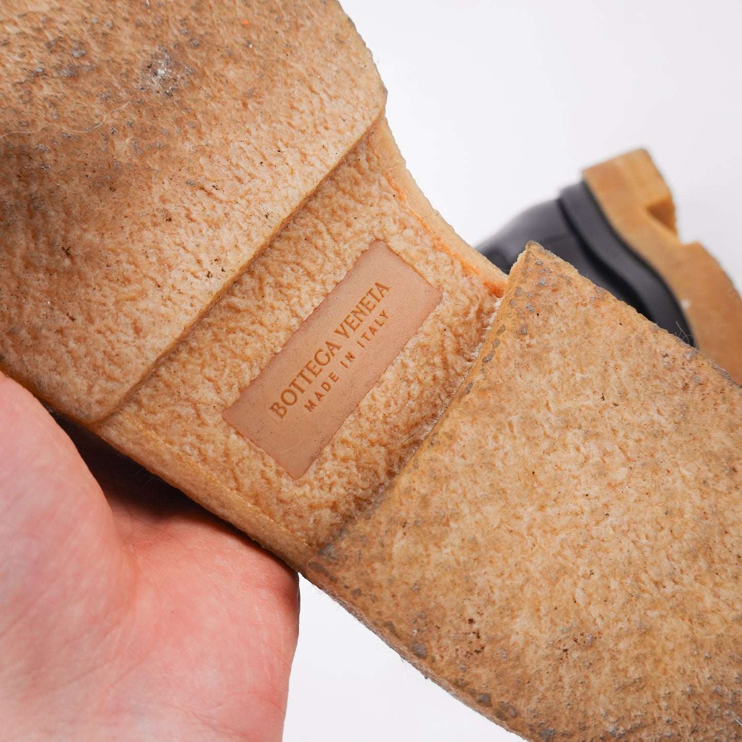 Bottega Veneta Low Lug Chelsea Boots - Size 39