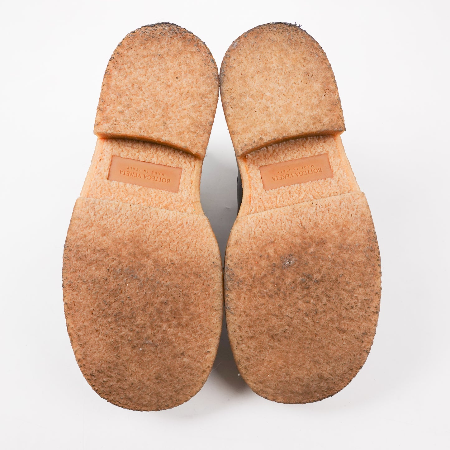 Bottega Veneta Low Lug Chelsea Boots - Size 39