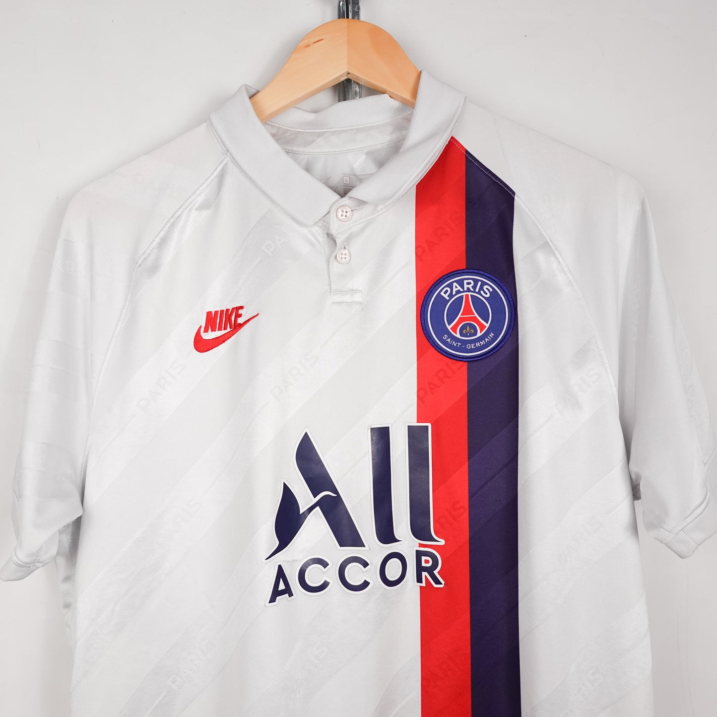 2019/20 Nike PSG White Jersey - Size L