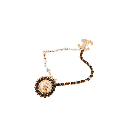 Chanel Pin & Brooche