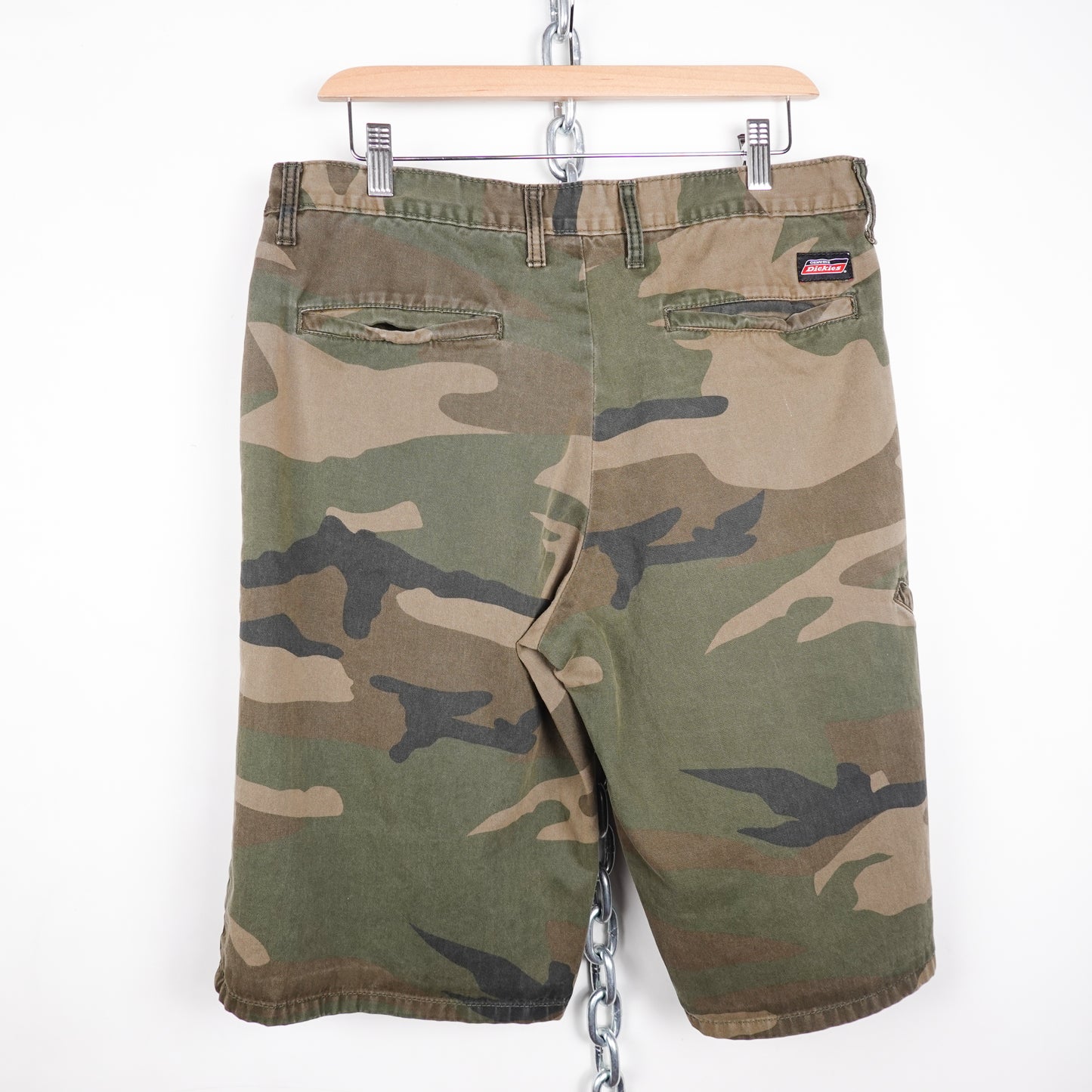 Dickies Camo Shorts - Size 32