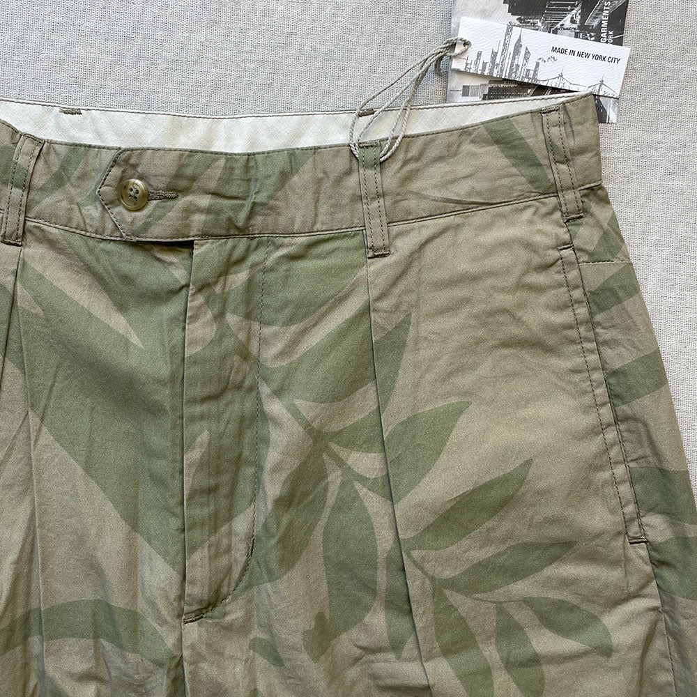 Engineered Garments / Sunset Short Khaki / Olive Leaf Print Cotton Poplin