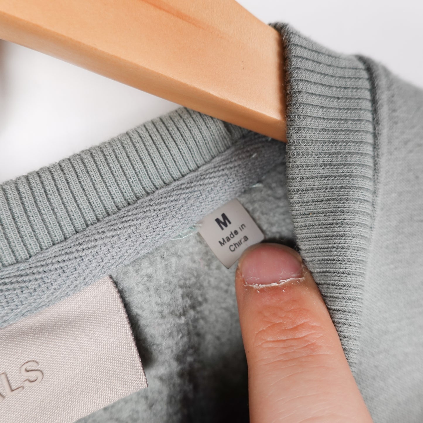 Essentials Green Crewneck - Size M