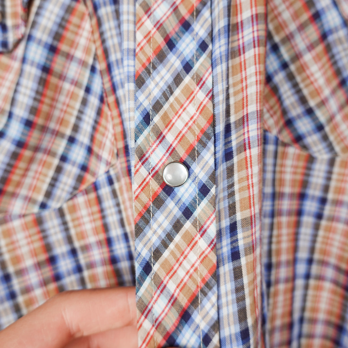 Vintage Pearl Snap Button up - Size L