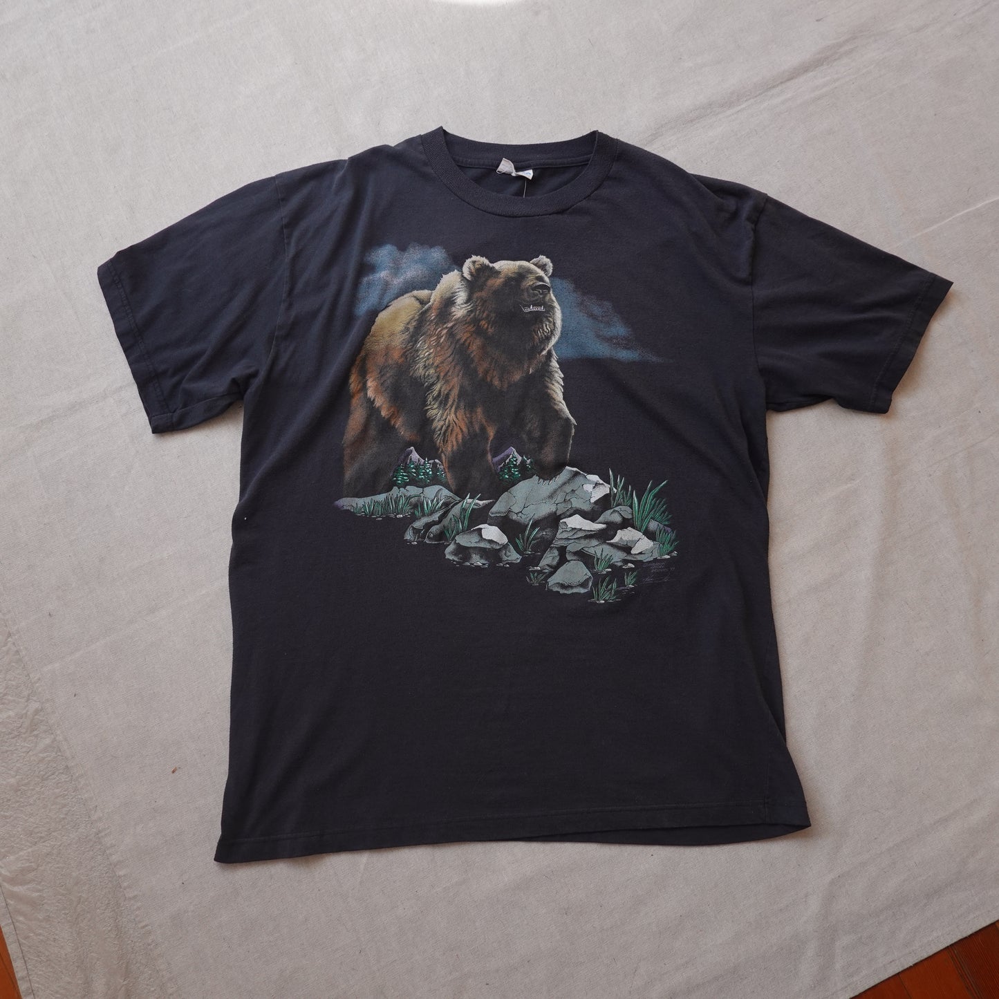 Vintage Grizzly Bear Tee - Size XXL