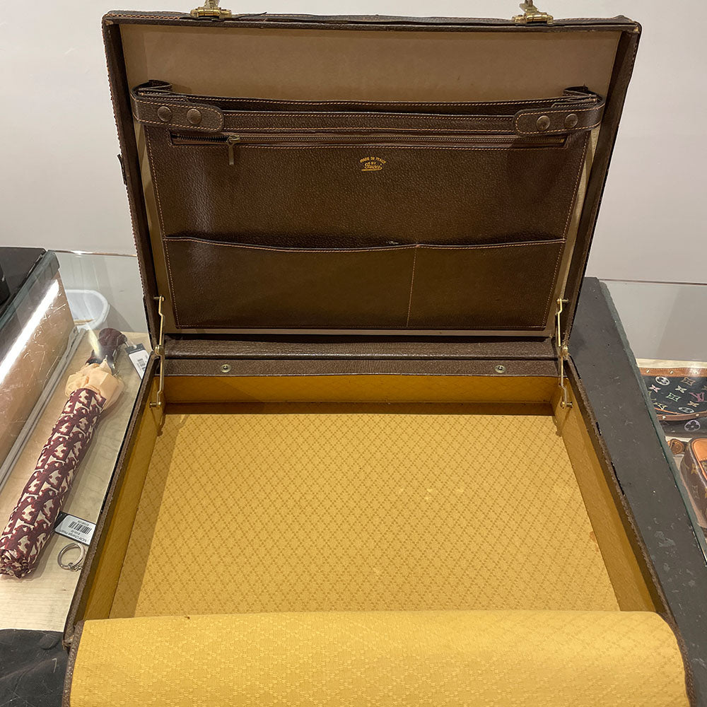 Gucci Supreme Monogram Briefcase