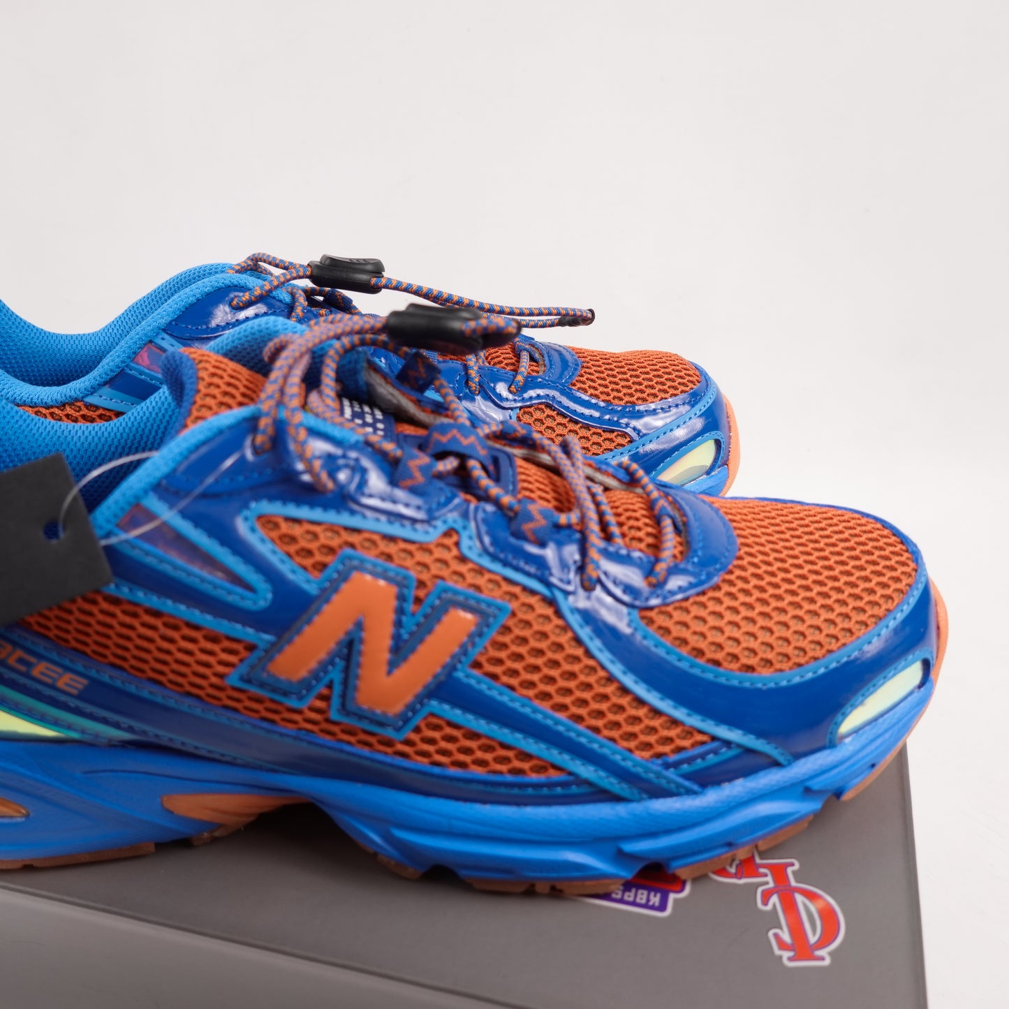 New Balance Amine 740v2 Benson Tech - Size 8.5