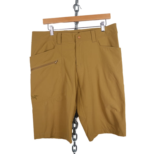 Vintage Arc'teryx Yellow Nylon Shorts - Size 34