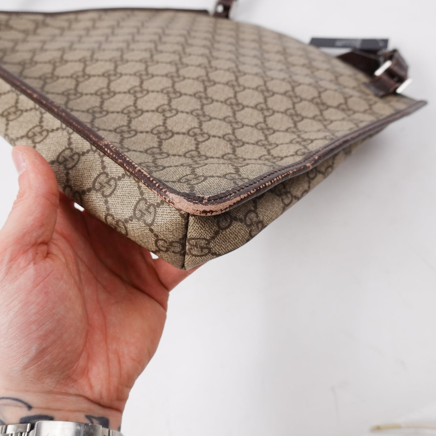 Gucci GG Supreme Cross Body Bag
