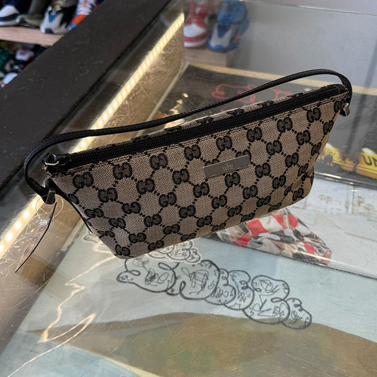 Gucci Supreme GG Monogram Pochette