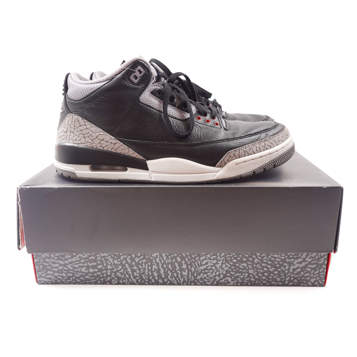Jordan 4 Fear - Size 11
