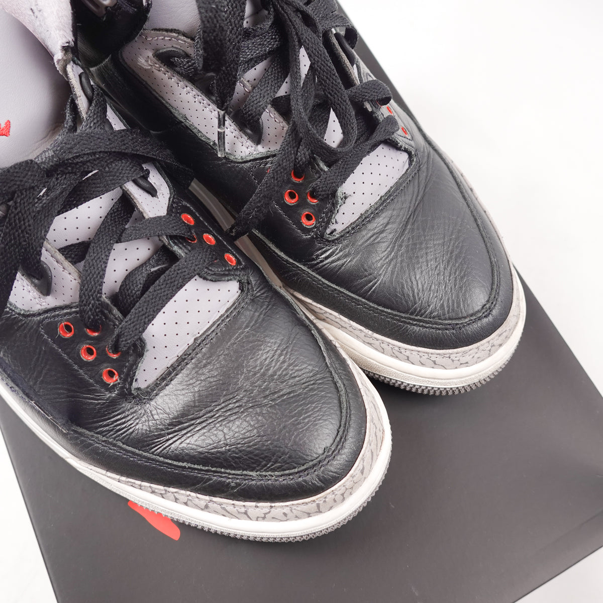 Jordan 4 Fear - Size 11