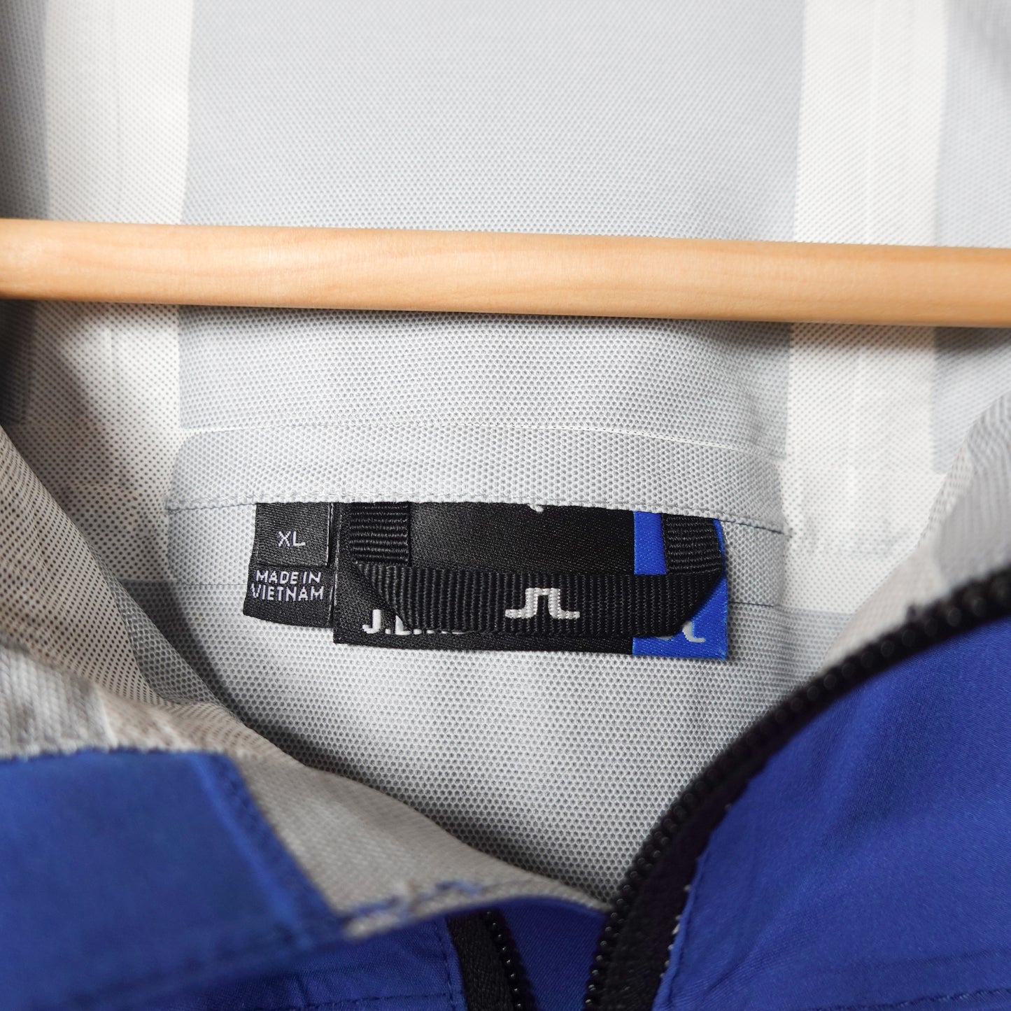 J. Lindeberg Golf Rain Shell Jacket - Size XL