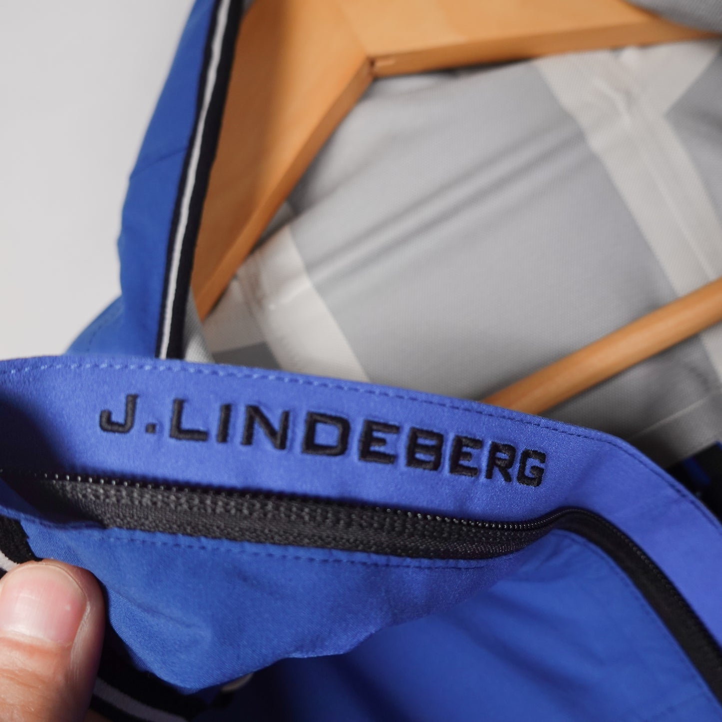 J. Lindeberg Golf Rain Shell Jacket - Size XL