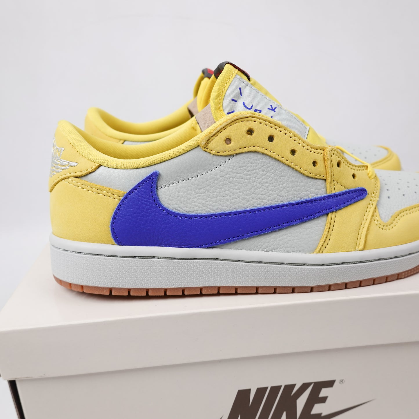 Jordan 1 Low OG SP Travis Scott Canary - Size 9W/7.5M