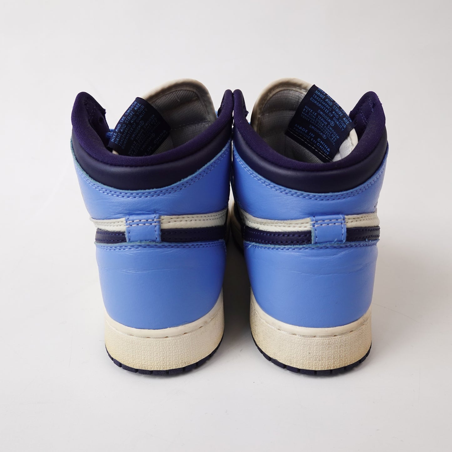 Jordan 1 / Obsidian / Size 5.5Y