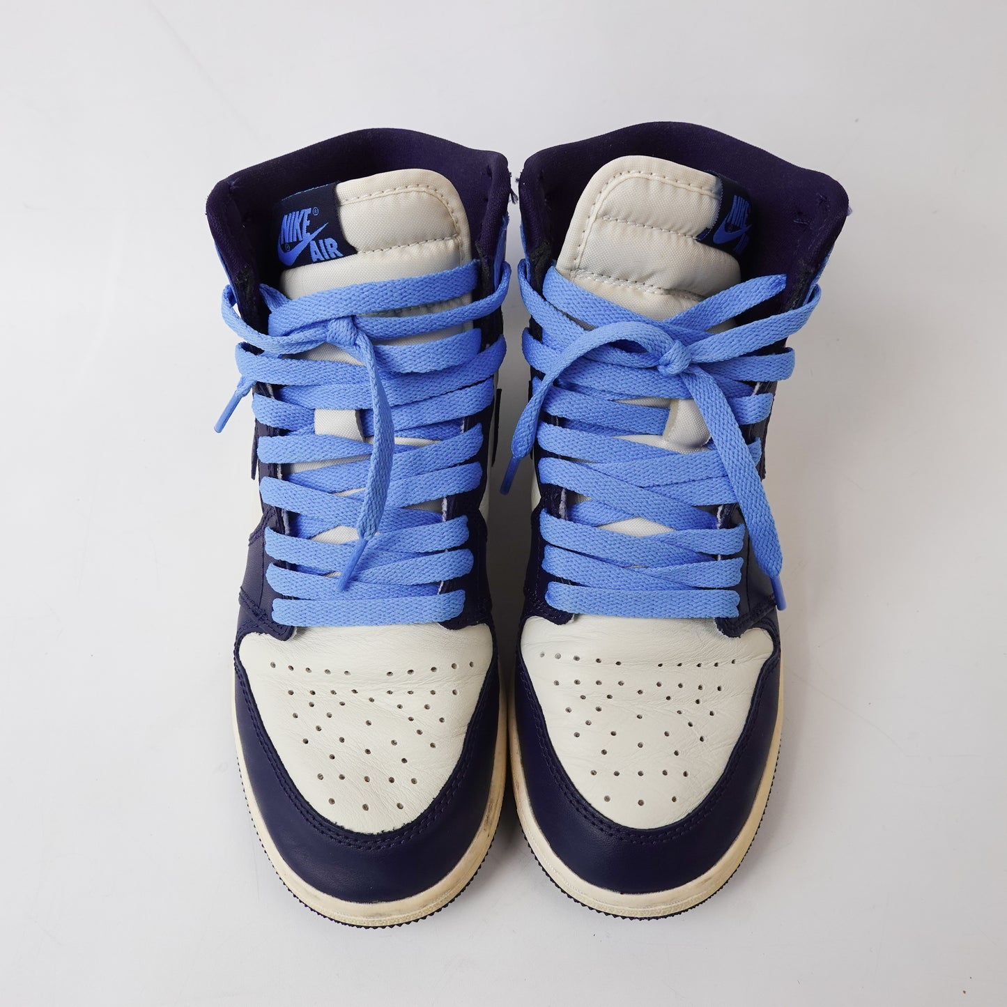 Jordan 1 / Obsidian / Size 5.5Y