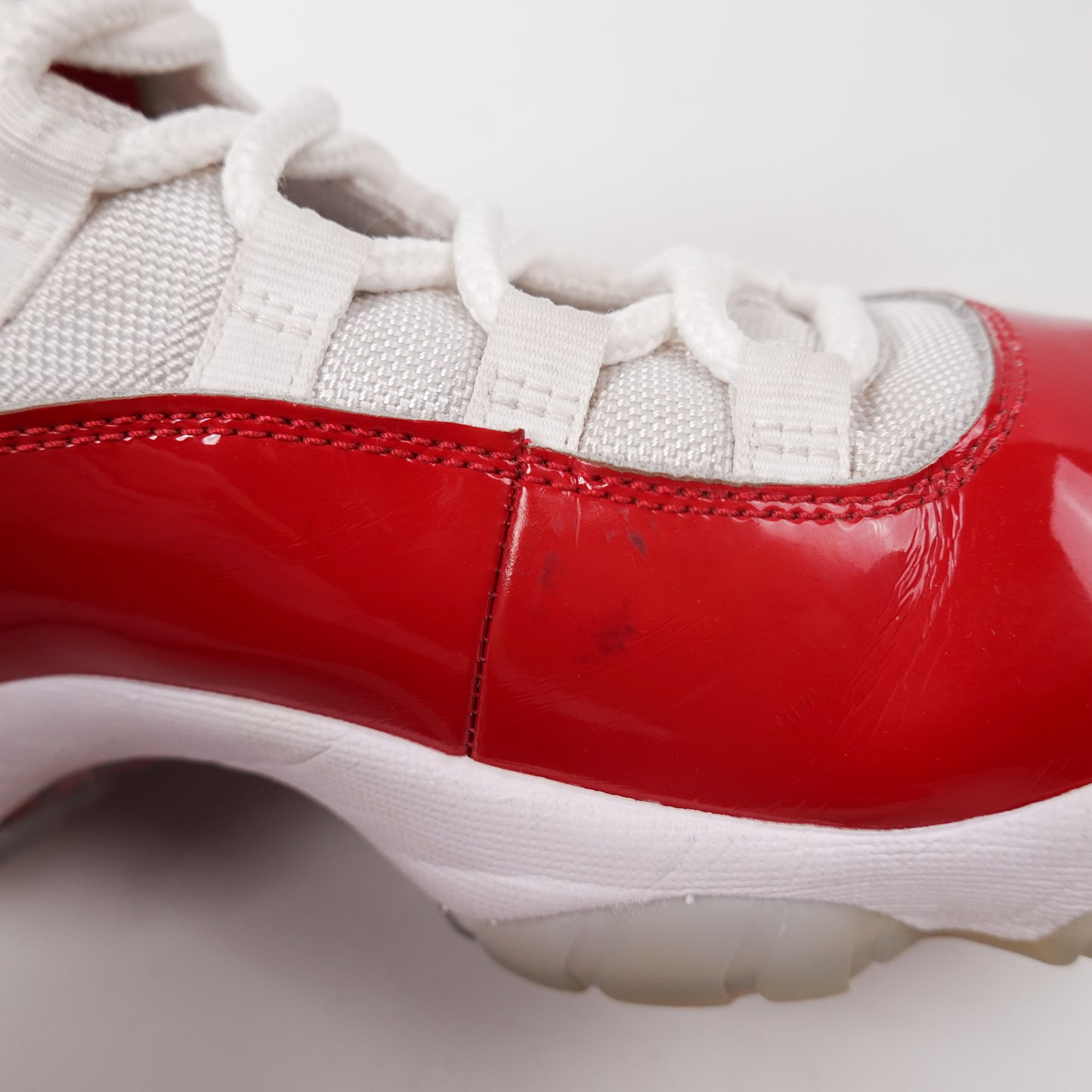 Jordan 11 Cherry - Size 8.5