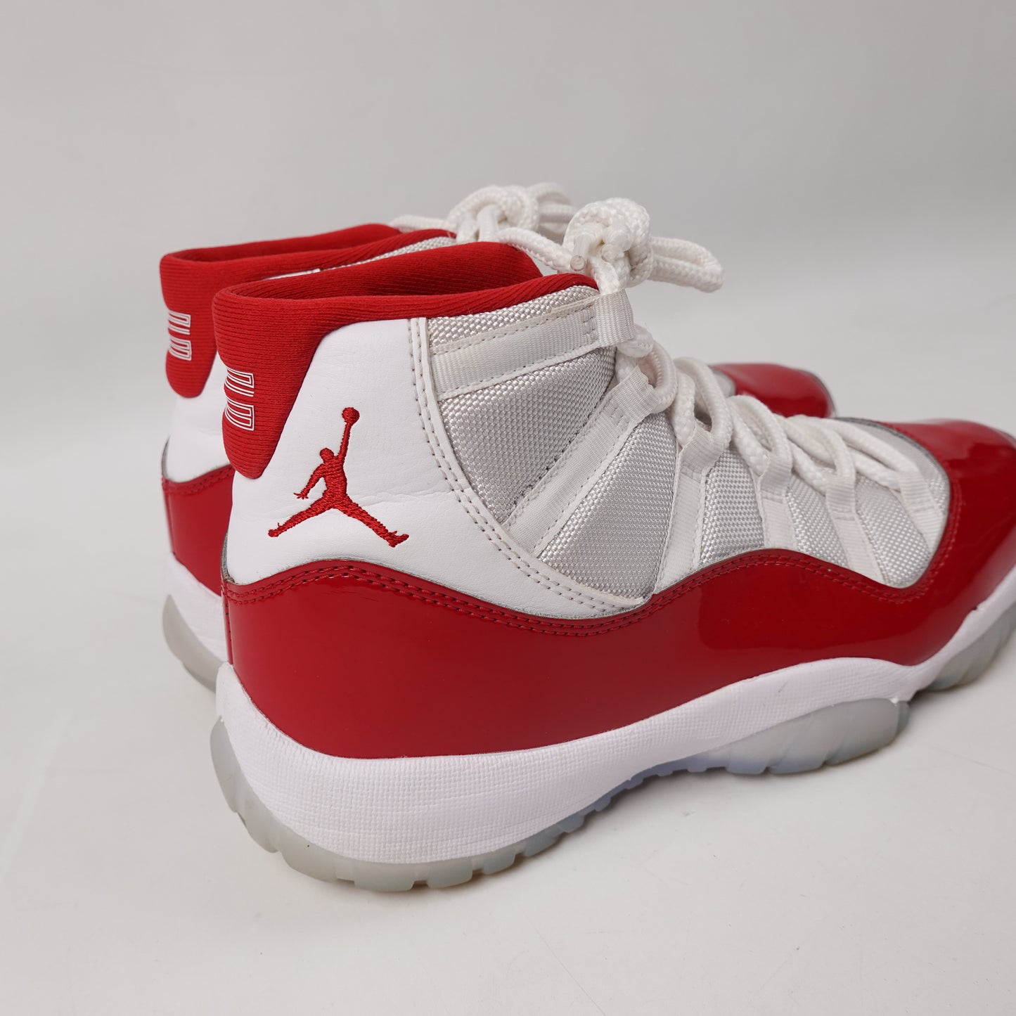 Jordan 11 Cherry - Size 8.5