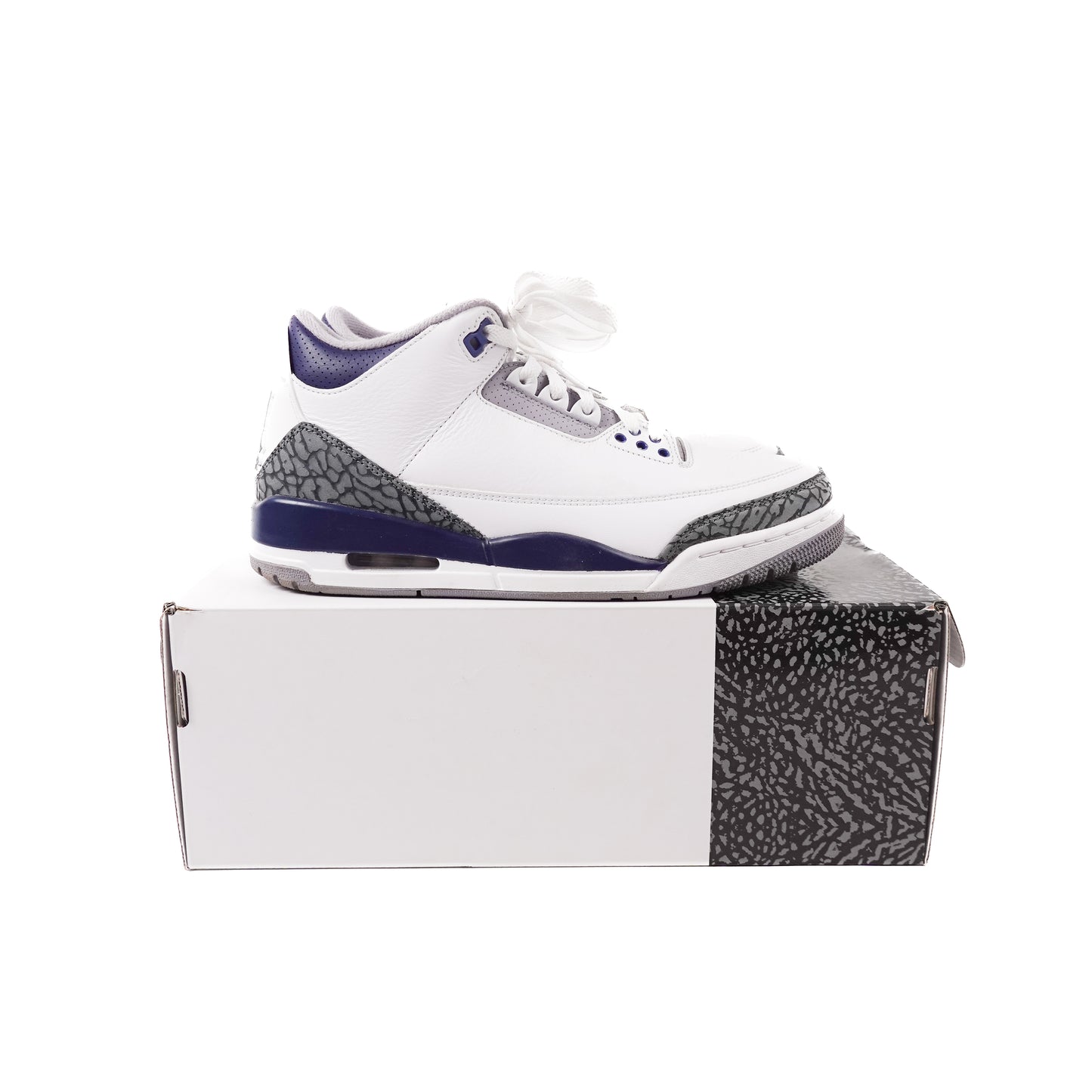 Jordan 3 Midnight Navy - Size 8.5
