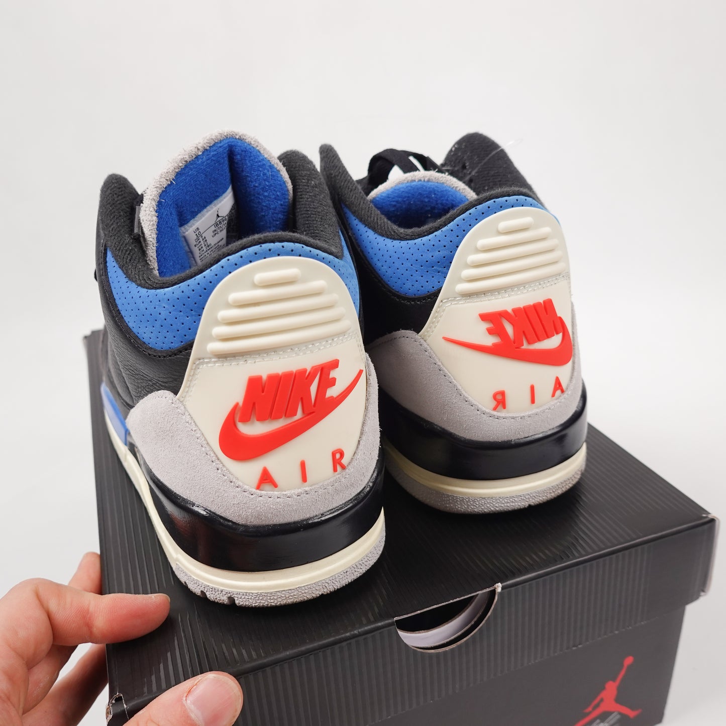 Jordan 3 Rare Air - Size 10