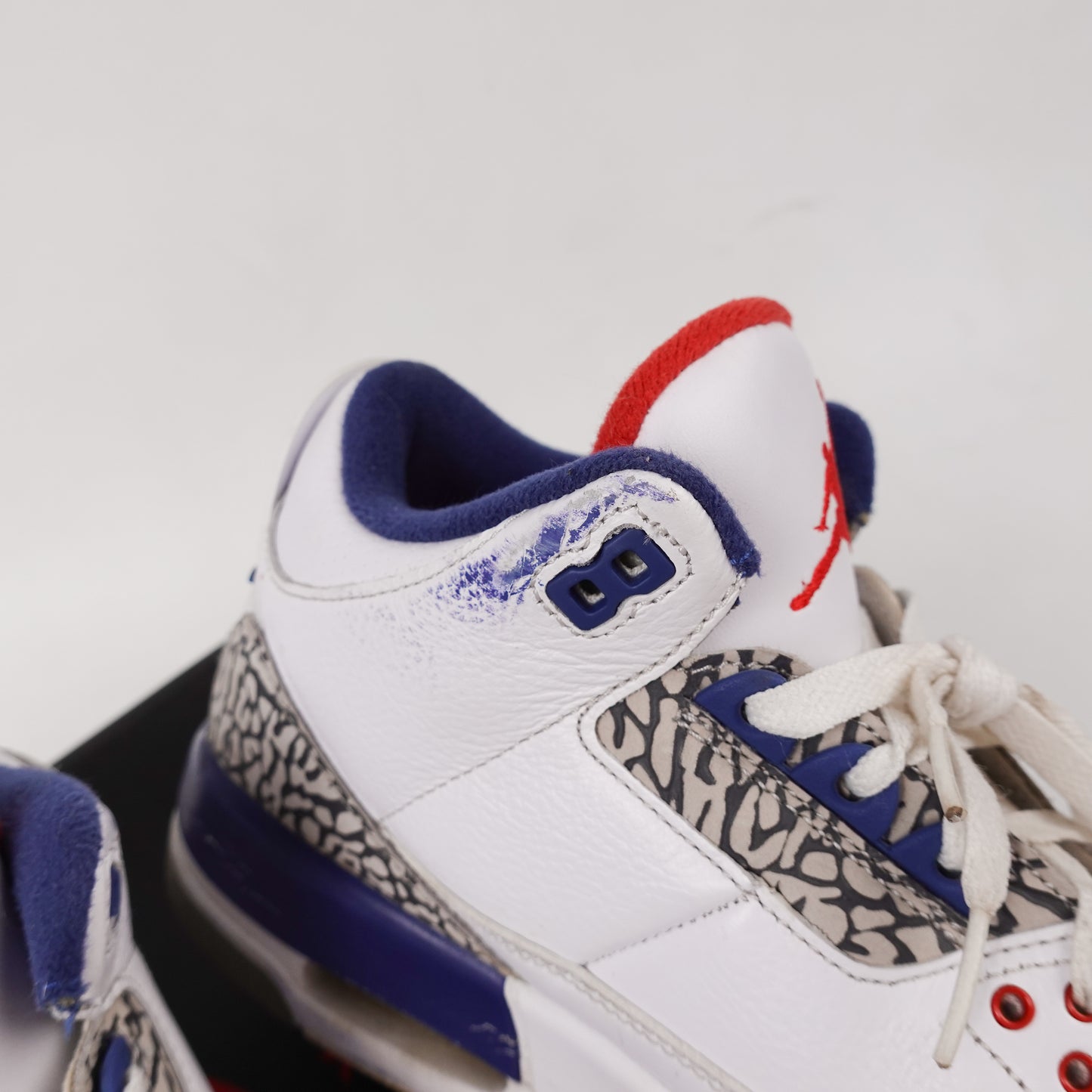 2016 Jordan 3 True Blue - Size 10