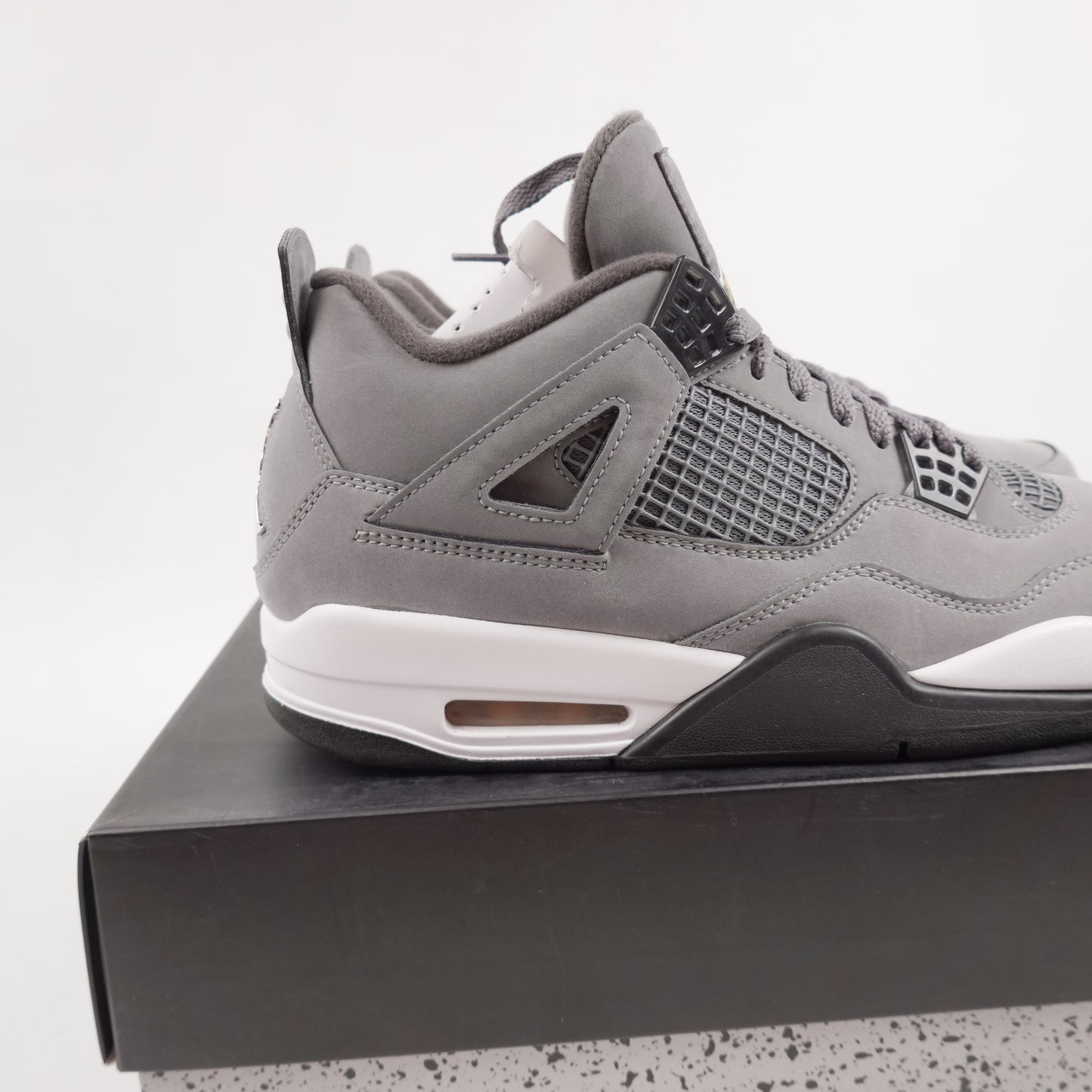 2019 Jordan 4 Cool Grey - Size 10