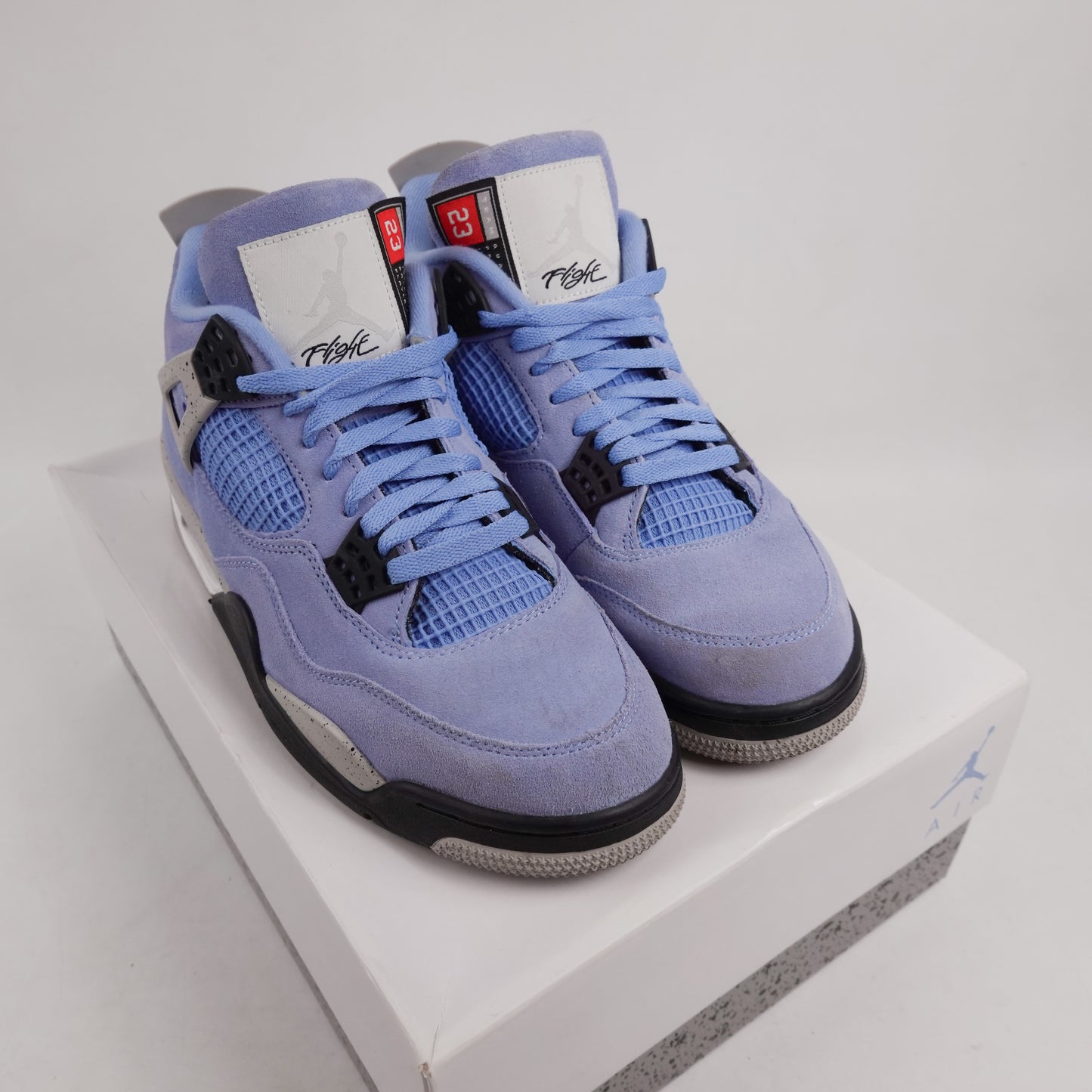 Jordan 4 University Blue - Size 10