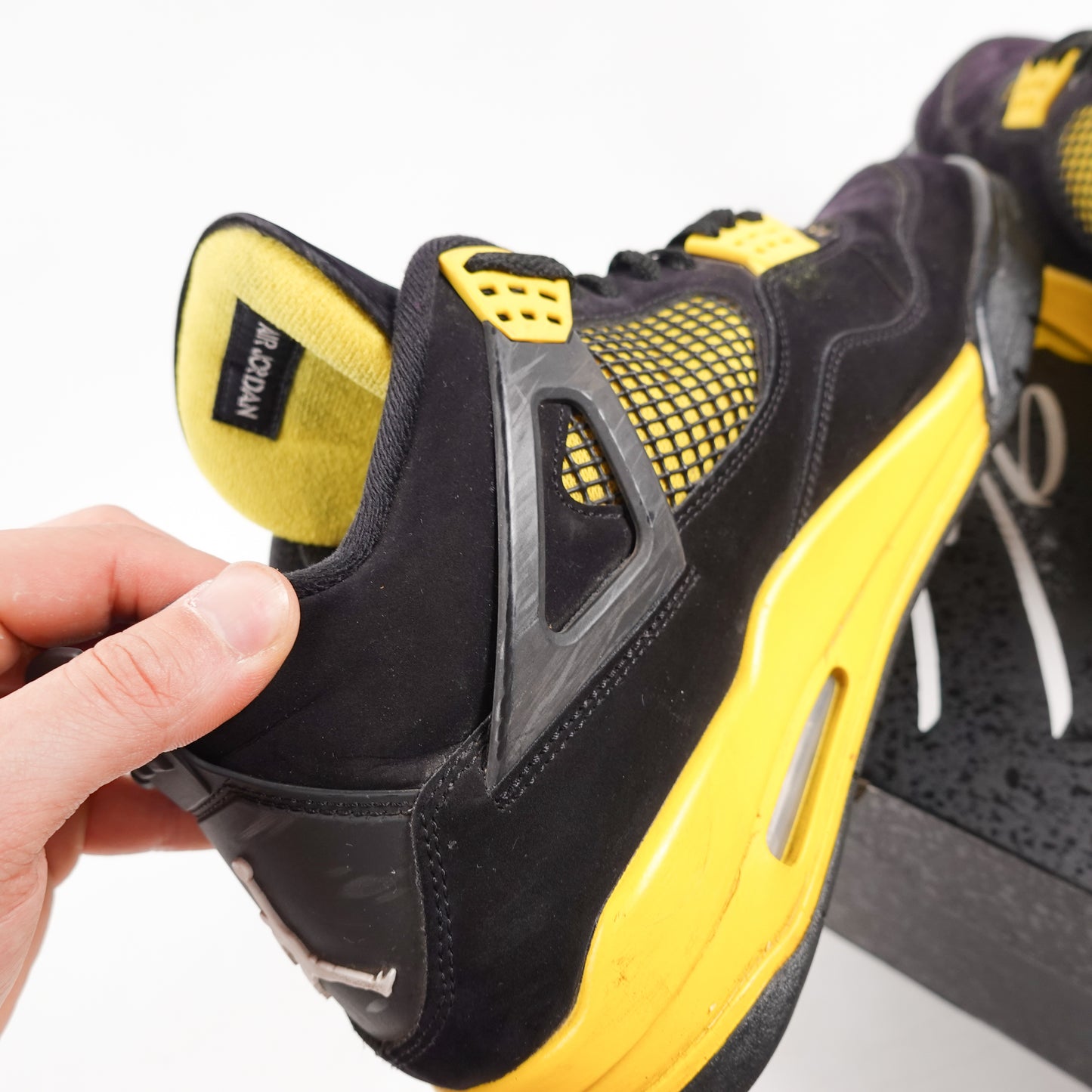 Jordan 4 Yellow Thunder - Size 13