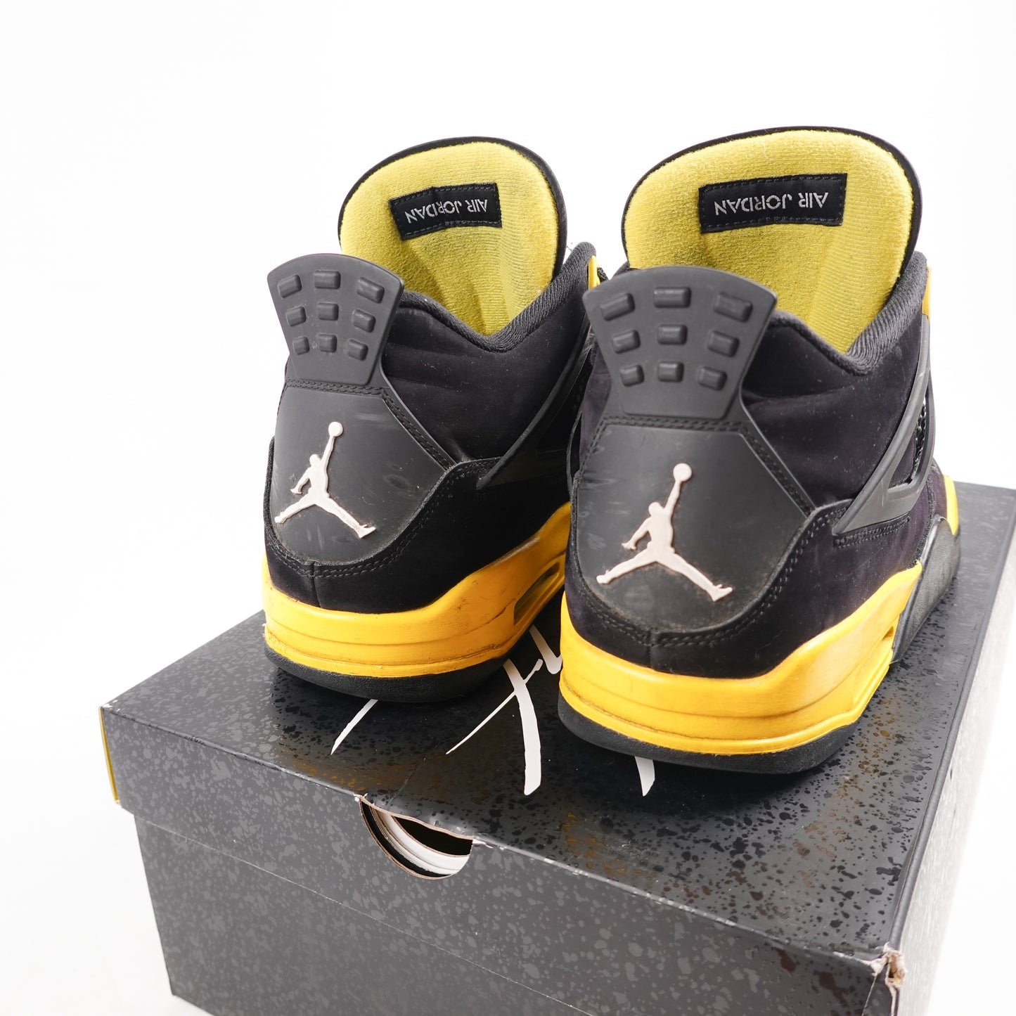 Jordan 4 Yellow Thunder - Size 13